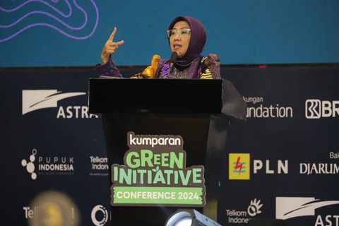 Direktur Jenderal Energi Baru, Terbarukan dan Konservasi Energi Kementerian ESDM Eniya Listiani Dewi menyampaikan sambutan pada acara kumparan Green Initiative Conference 2024 di Hotel Borobudur, Jakarta, Selasa (24/9/2024). Foto: Iqbal Firdaus/kumparan