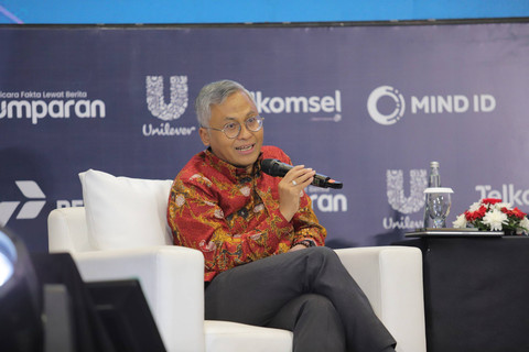 Dirjen Pengelolaan Pembiayaan dan Risiko, Kemenkeu, Suminto saat sesi panel kumparan Green Initiative Conference 2024 di Hotel Borobudur, Jakarta, Selasa (24/9/2024). Foto: Jamal Ramadhan/kumparan