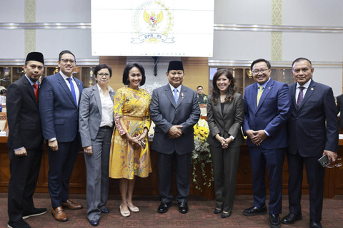 Prabowo rapat ke DPR jelang pelantikan, disambut meriah dan standing applause, Rabu (25/9/2024). Foto: Dok. Istimewa