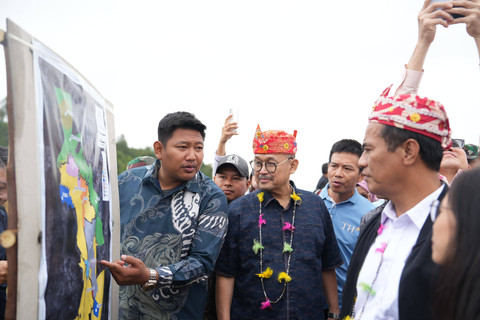 Deputi Perencanaan Strategis dan Pengadaan Tanah Badan Bank Tanah, Perdananto Aribowo (tengah). Foto: Badan Bank Tanah