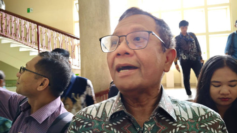 Mahfud MD jadi pembicara di Kongres Pancasila XII di Balai Senat Universitas Gadjah Mada (UGM), Kamis (26/9/2024). Foto: Arfiansyah Panji Purnandaru/kumparan