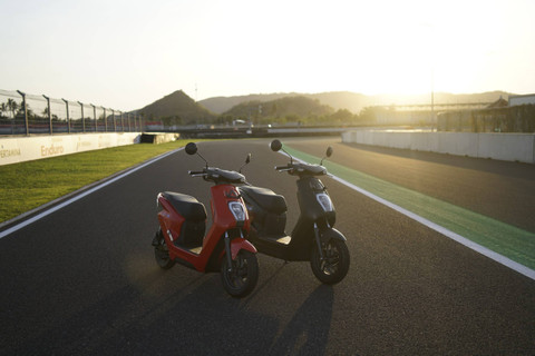 PT Astra Honda Motor (AHM) kerahkan motor listrik Honda EM1 e: dukung ofisial Repsol Honda Team (RHT) selama MotoGP Mandalika 2024. Foto: AHM