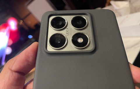 Penampakan kamera Xiaomi 14T Series. Foto: Habib Allbi Ferdian/kumparan