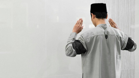 Ilustrasi Doa Shalat Istikharah. Sumber: Unsplash/Masjid Pogung Dalangan