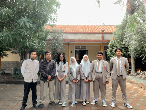 Sosok Giffari Naufal Arisma Putra, Usia 18 Tahun Mendirikan Lomnusra Indonesia (2)