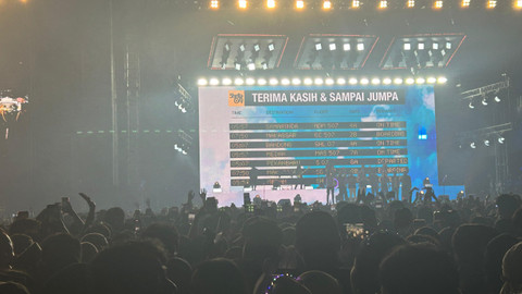 Sheila On 7 Sukses Hibur 30 Ribu Penonton Konser Tunggu Aku di Bandung