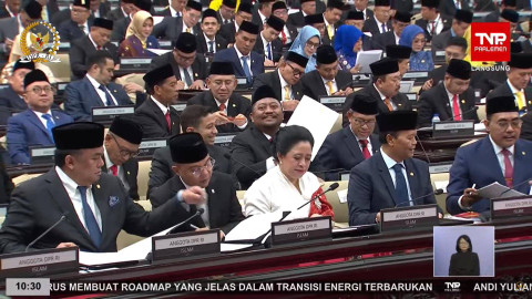 Suasana pelantikan anggota DPR dan DPD Periode 2024-2029 di Kompleks Parlemen Senayan, Selasa (1/10/2024). Foto: YouTube/ DPR RI