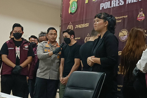 Rilis kasus narkotika yang menjerat Andrew Andika, Polres Jakarta Barat, Selasa (1/10/2024). Foto: Giovanni/kumparan