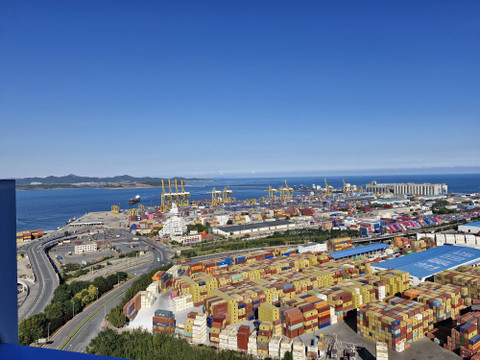 Dalian Free Trade Zone di Dalian, Provinsi Liaoning. Foto: Nadia Riso/kumparan