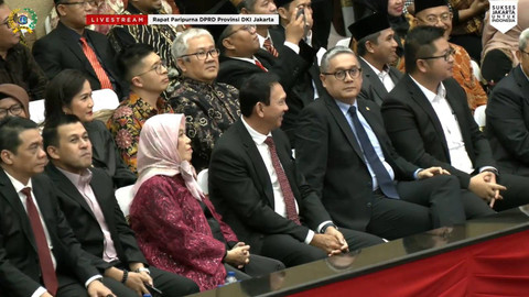 Mantan Gubernur DKI Jakarta Basuki Tjahaja Purnama atau Ahok menghadiri Rapat Paripurna DPRD Provinsi DKI Jakarta di Balai Kota, Jakarta, Jumat (4/10/2024). Foto: Youtube/DPRD Provinsi DKI Jakarta