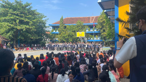 Kemenkeu Mengajar 9 di SMA Stella Duce 1 Yogyakarta, Senin (7/10). Foto: Nawalre Bujanadi/Pandangan Jogja