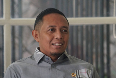 Kepala Badan Komunikasi Kepresidenan Hasan Nasbi saat berkunjung ke kantor kumparan, Jakarta, Selasa (8/10/2024). Foto: Dicky Adam Sidiq/kumparan