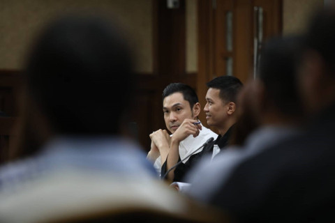 Terdakwa kasus dugaan korupsi tata niaga komoditas timah di wilayah izin usaha pertambangan PT Timah Tbk tahun 2015-2022 Harvey Moeis tiba untuk mengikuti sidang lanjutan di Pengadilan Tipikor, Jakarta, Kamis (19/9/2024). Foto: Aditia Noviansyah/kumparan