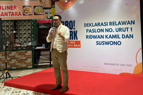 Calon gubernur Jakarta nomor urut 1 Ridwan Kamil menghadiri acara Deklarasi relawan BRO RK, di Bopet Uda Melawai, Jakarta Selatan, Kamis (10/10/2024). Foto: Alya Zahra/Kumparan