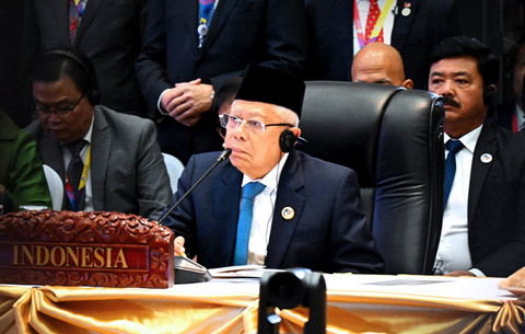 Wapres Ma'ruf Amin hadiri KTT ke-27 ASEAN-RRT yang diselenggarakan di National Convention Centre (NCC) Vientiane, Laos pada Kamis (10/10/2024). Foto: Dok. Setwapres RI