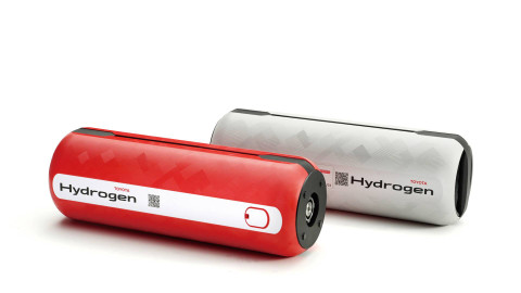 Toyota Motor Corporation (TMC) perkenalkan teknologi Portable Hydrogen Cartridge di ajang Japan Mobility Show Bizweek 2024. Foto: Toyota