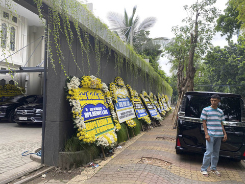 Suasana rumah Cagub Malut Benny Laos di Jalan Teuku Cik Ditiro, Menteng, Jakarta Pusat pada Minggu (13/10/2024). Foto: Abid Raihan/kumparan