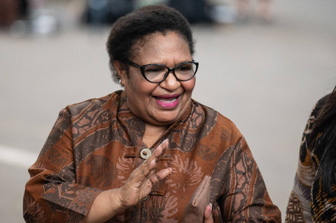 Pj Gubernur Papua Tengah Ribka Haluk tiba di kediaman Presiden Terpilih Prabowo Subianto, Kertanegara, Jakarta Selatan, Senin (14/10/2024). Foto: Aprillio Akbar/ANTARA FOTO