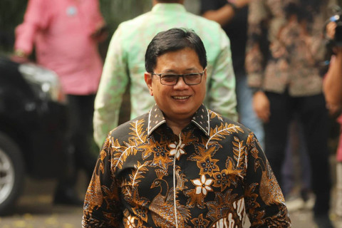 Viva Yoga Mauladi mendatangi kediaman Presiden terpilih Prabowo Subianto di Jalan Kertanegara, Jakarta Selatan, Selasa (15/10/2024). Foto: Iqbal Firdaus/kumparan