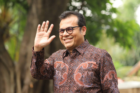 Wamenkominfo Nezar Patria mendatangi kediaman Presiden terpilih Prabowo Subianto di Jalan Kertanegara, Jakarta Selatan, Selasa (15/10/2024). Foto: Iqbal Firdaus/kumparan