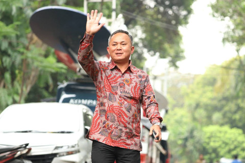 Tenaga Ahli KSP Mugiyanto mendatangi kediaman Presiden terpilih Prabowo Subianto di Jalan Kertanegara, Jakarta Selatan, Selasa (15/10/2024). Foto: Iqbal Firdaus/kumparan
