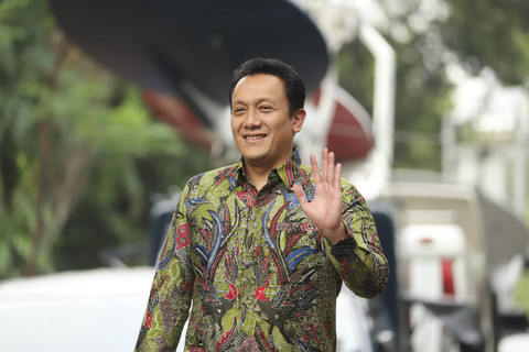 Diaz Hendropriyono berjalan tiba di kediaman Presiden terpilih Prabowo Subianto di Jalan Kertanegara, Jakarta Selatan, Selasa (15/10/2024). Foto: Iqbal Firdaus/kumparan