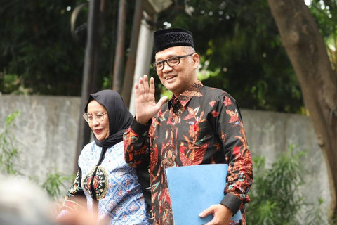 Irfan Yusuf mendatangi kediaman Presiden terpilih Prabowo Subianto di Jalan Kertanegara, Jakarta Selatan, Selasa (15/10/2024). Foto: Iqbal Firdaus/kumparan