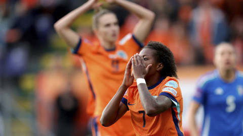 Timnas Wanita Belanda vs Timnas Wanita Italia dalam Kualifikasi EURO 2025. Foto: Dok. Media KNVB