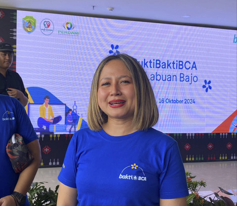 Hera F. Haryn, EVP Corporate Communication & Social Responsibility BCA di Bakti BCA Labuan Bajo, Rabu (16/10/2024). Foto: Rinjani Meisa/kumparan