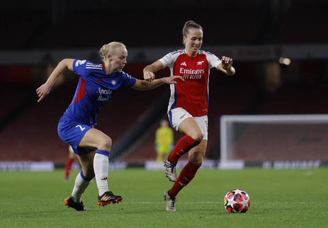 Arsenal lawan Valerenga dalam pertandingan Liga Champions wanita. Foto: Andrew Couldridge/REUTERS 
