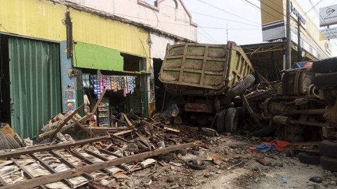Kecelakaan truk di subang.  Foto: Dok. Istimewa