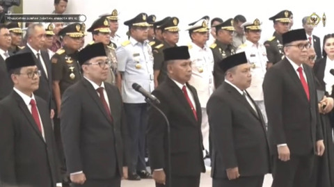 Pengucapan sumpah jabatan anggota BPK periode 2024-2029. Foto: YouTube/ BPK RI Official