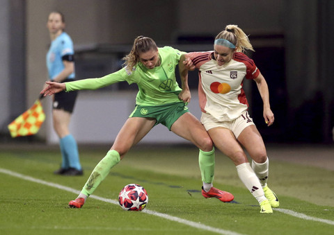 Liga Champions Wanita Wolfburg melawan Lyon. Foto: Cathrin Mueller/Reuters