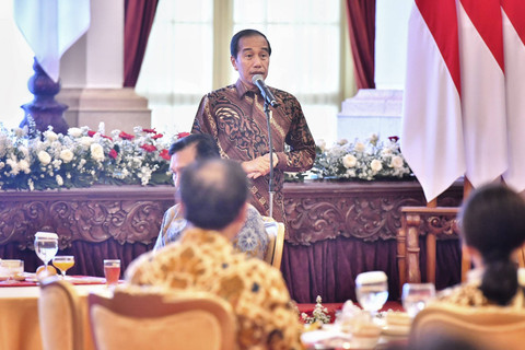 Presiden Jokowi mengundang anggota Kabinet Indonesia Maju dalam agenda makan siang di Istana Negara Jakarta, Jumat (18/10/2024). Foto: Vico/Biro Pers Sekretariat Presiden