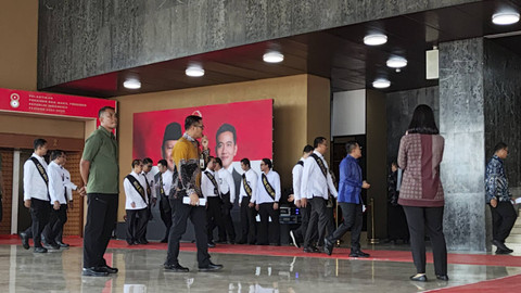 Suasana gladi bersih pelantikan presiden dan wakil presiden terpilih di Kompleks Parlemen, Senayan, Jakarta Pusat, Sabtu (19/10/2024). Foto: Jonathan Devin/kumparan