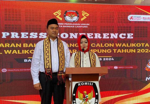 Pasangan calon Wali Kota dan Wakil Wali Kota Bandar Lampung, nomor urut 01 Reihana-Aryodhia | Foto : SintaYuliana  / Lampung Geh