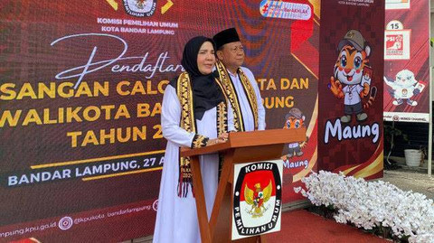 Pasangan calon Wali Kota dan Wakil Wali Kota Bandar Lampung nomor urut 02, Eva Dwiana-Deddy Amarullah | Foto : Sinta Yuliana / Lampung Geh