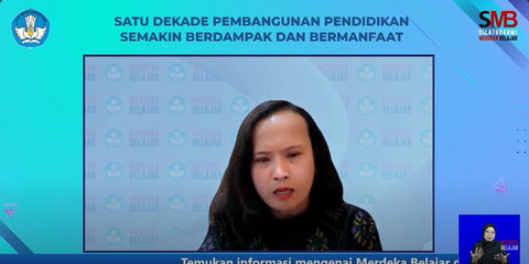 Kepala Biro Perencanaan Kemendikbudristek, Vivi Andriani pada webinar Silaturahmi Merdeka Belajar Satu Dekade Pembangunan Pendidikan Semakin Berdampak dan Bermanfaat yang ditayangkan di kanal Youtube KEMENDIKBDUD RI pada Kamis (17/10/2024). Foto: Dok. Kemendikbudristek