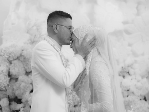 Irish Bella menikah dengan Haldy Sabri. Foto: Instagram/ @_irishbella_