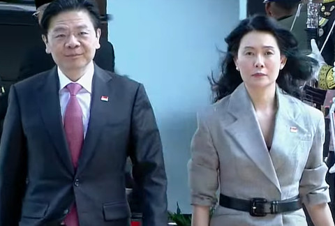 PM Singapura Lawrence Wong dan istri, Tiffany Loo Tze Lui, menghadiri pelantikan Prabowo di gedung MPR, Minggu (20/10/2024). Foto: Youtube/Setpres RI