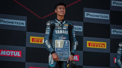 Aldi Mahendra, pebalap Indonesia di Supersport 300 Kejuaraan Dunia Superbike 2024. Foto: Instagram @teambrcorse