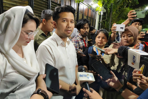 Emil Dardak saat di rumah Jokowi di Solo, Jawa Tengah, Minggu (20/10/2024). Foto: Arfiansyah Panji Purnandaru/kumparan
