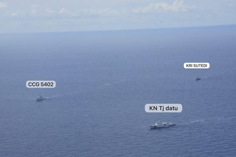 Bakamla RI Usir Coast Guard China di Perairan Natuna Utara. Foto: Dok. Humas Bakamla RI