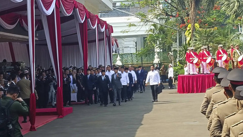 Upacara Penerima dan Penyerahan memorandum Menteri Pertahanan Sjafrie Sjamsoeddin di Kemhan, Jakpus, Selasa (22/10/2024). Foto: Thomas Bosco/kumparan