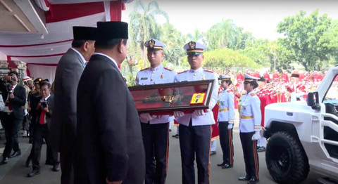 Momen sertijab Menhan dari Prabowo ke Sjafrie Foto: Youtube/ Kemhan RI