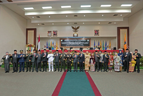Rapat Paripurna Istimewa, dalam rangka pengucapan sumpah/janji pimpinan DPRD Provinsi Lampung masa jabatan 2024-2029 | Foto : Eka Febriani / Lampung Geh