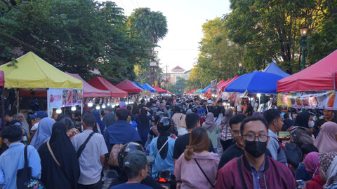 Ramainya pengunjung di Pasar Kangen di TBY Kota Yogya. Foto: Arif UT/ Pandangan Jogja