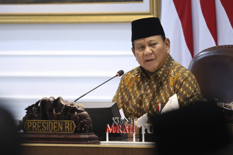 Presiden Prabowo Subianto menggelar Sidang Kabinet Paripurna perdana di Kantor Presiden, Kompleks Istana Kepresidenan, Jakarta Pusat, Rabu (23/10/2024). Foto: Dok. Tim Media Prabowo Subianto