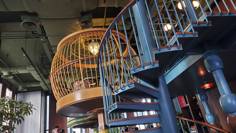 Co-working Space Area 25hours Jakarta The Oddbird. Foto: Gitario Vista Inasis/kumparan