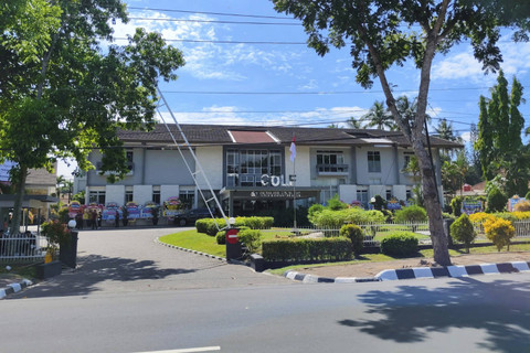 Situasi di depan Borobudur International Golf & Country Club, Kamis (24/10/2024). Foto: Arfiansyah Panji Purnandaru/kumparan